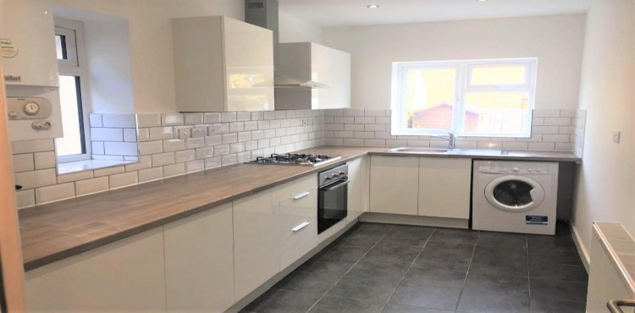 			RECENTLY  REFURBISHED, 3 Bedroom, 1 bath, 1 reception Flat			 Harrowdene Road, WEMBLEY 